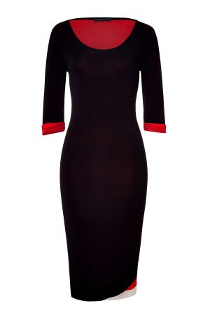 Rochie în negru și roșu