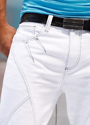 Blugi Standard fit 32 inch  